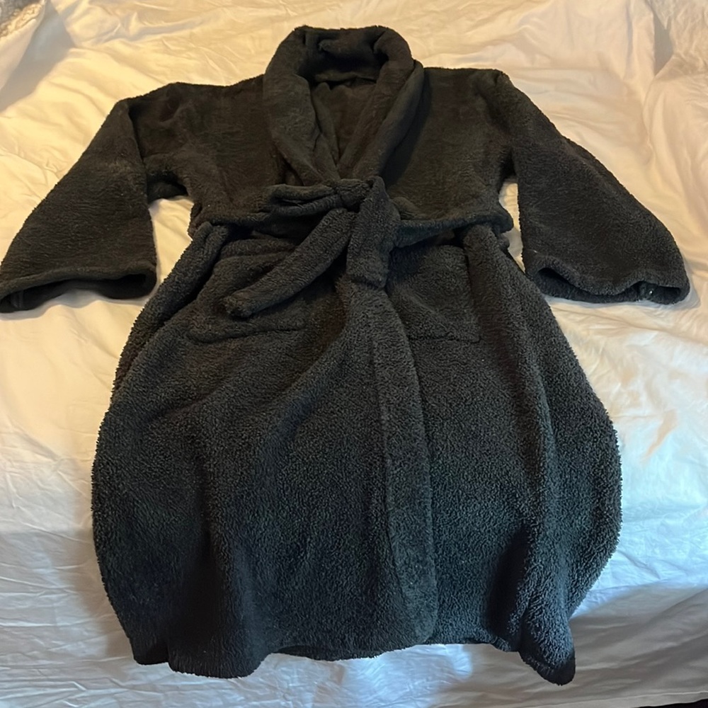 Barefoot Dreams Robe - Size 2